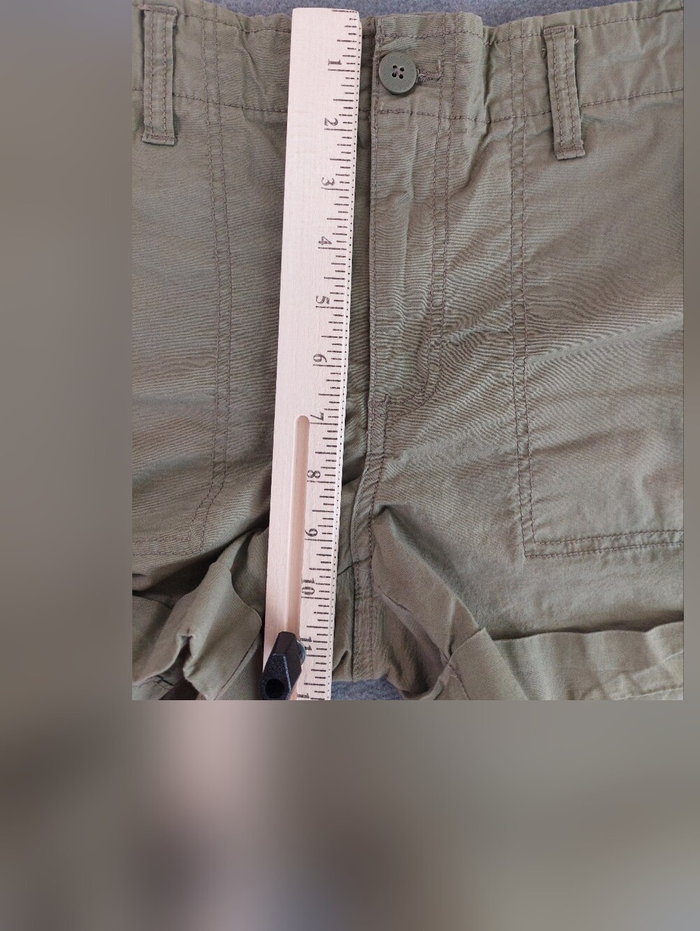 Sanctuary Getaway Utility Shorts Olive Khaki Green Cuffed Size S Elastic Waist - Picture 5 of 10